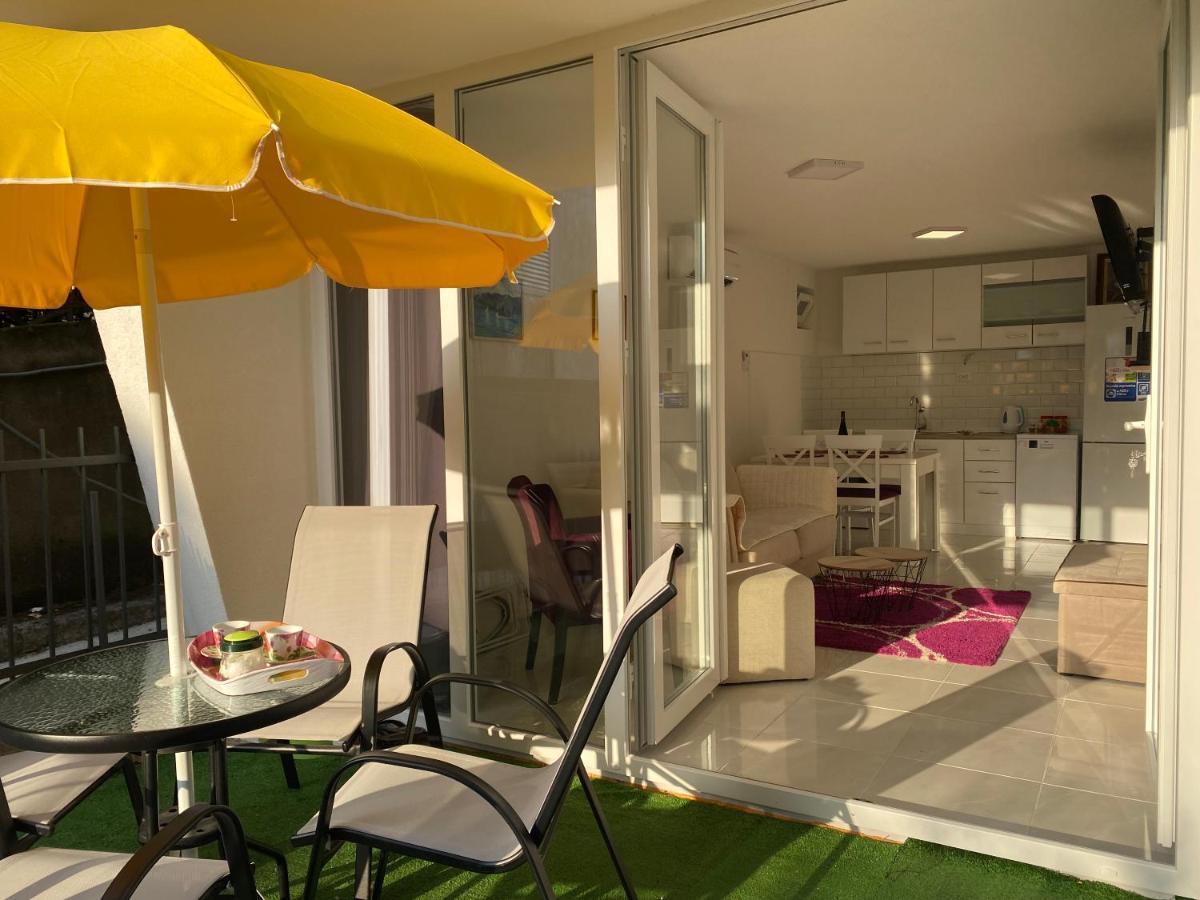 Apartment Little Oasis Dobrota Exterior foto