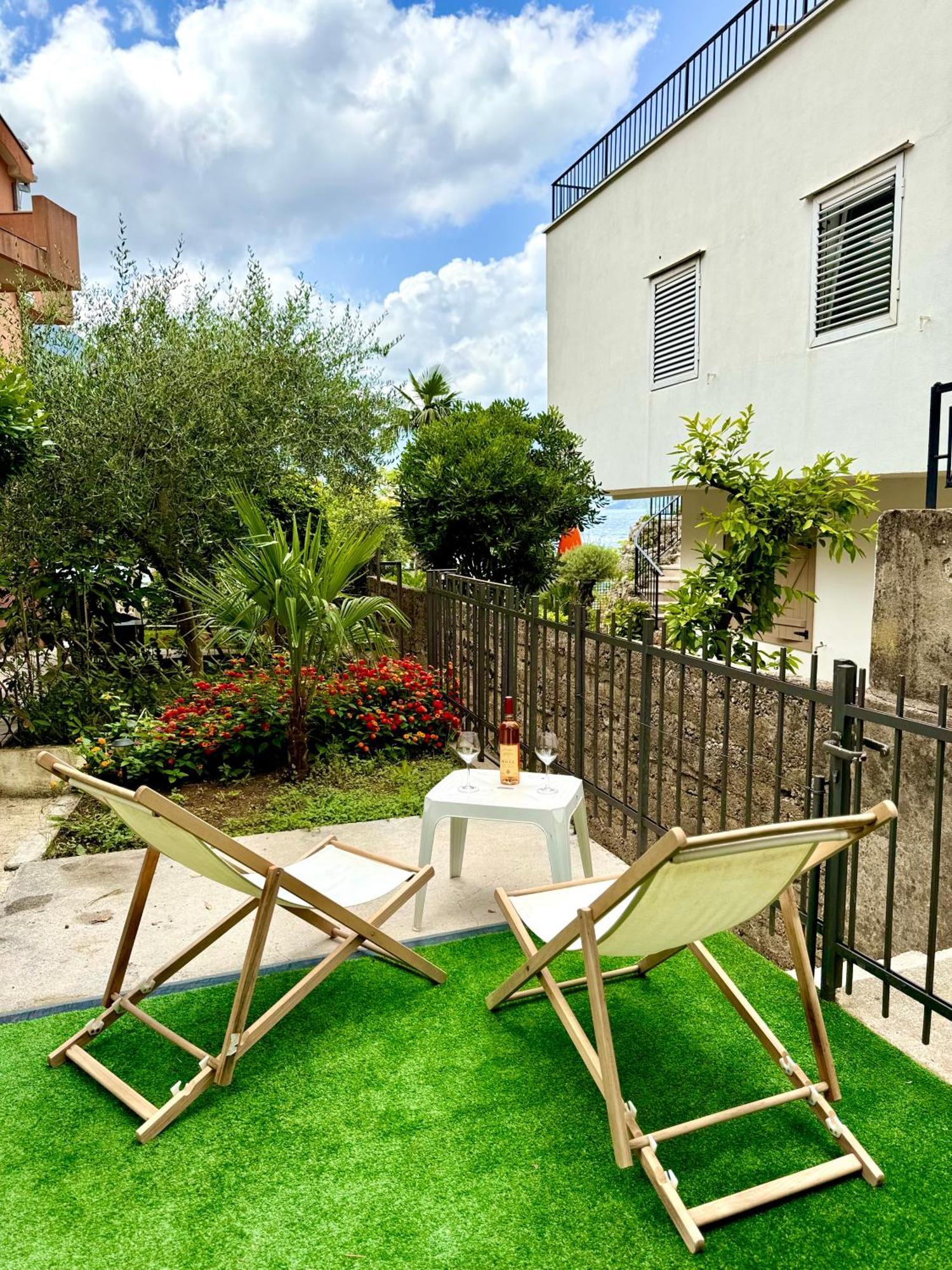 Apartment Little Oasis Dobrota Exterior foto