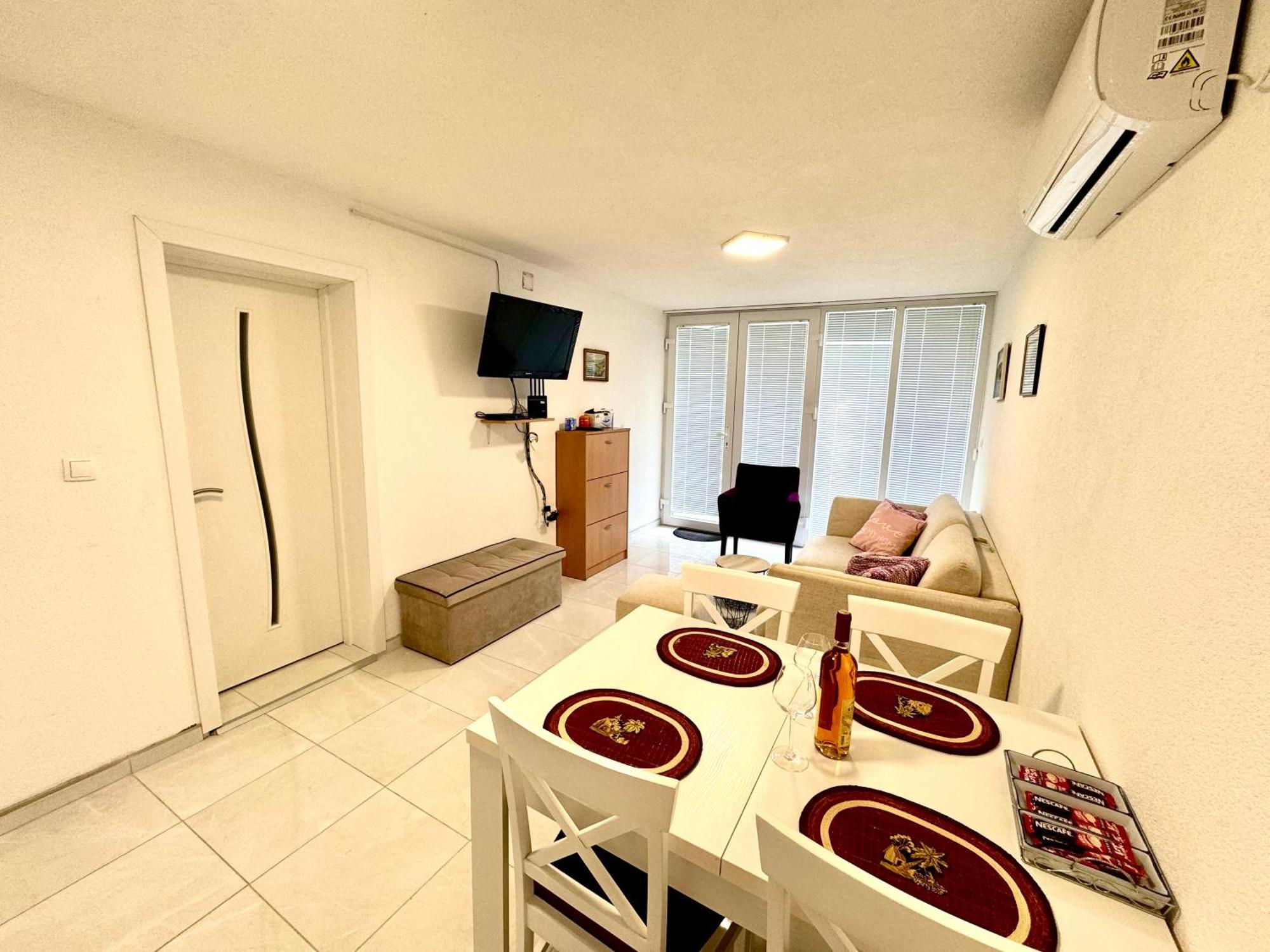 Apartment Little Oasis Dobrota Exterior foto